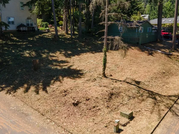 S 69th Pl, Springfield, OR 97478