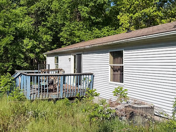 3rd image of 1185 Knowling Loop Rd