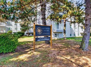 175 Centennial Dr #407, Courtenay, BC V9N 7M4