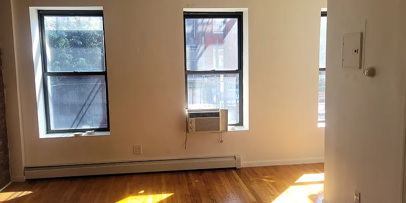 Rented by Obiajula Ugbomah, LREB | media 13