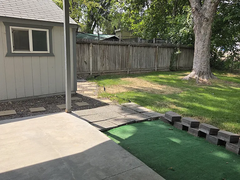 920 Cove Arm Cir — Photo 23