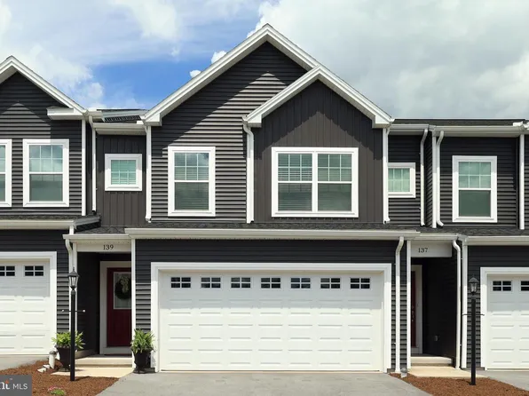 139 Jack Pine Way, Port Matilda, PA 16870