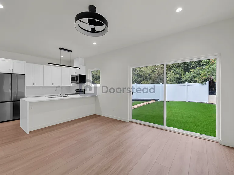 7000 Ramsgate Ave #ADU — Photo 5