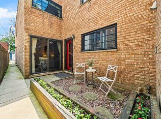 2735 N Mildred Ave #2, Chicago, IL 60614