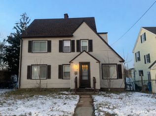 141 W Center St, Manchester, CT 06040