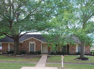 1706 Ashford Hollow Ln, Houston, TX 77077