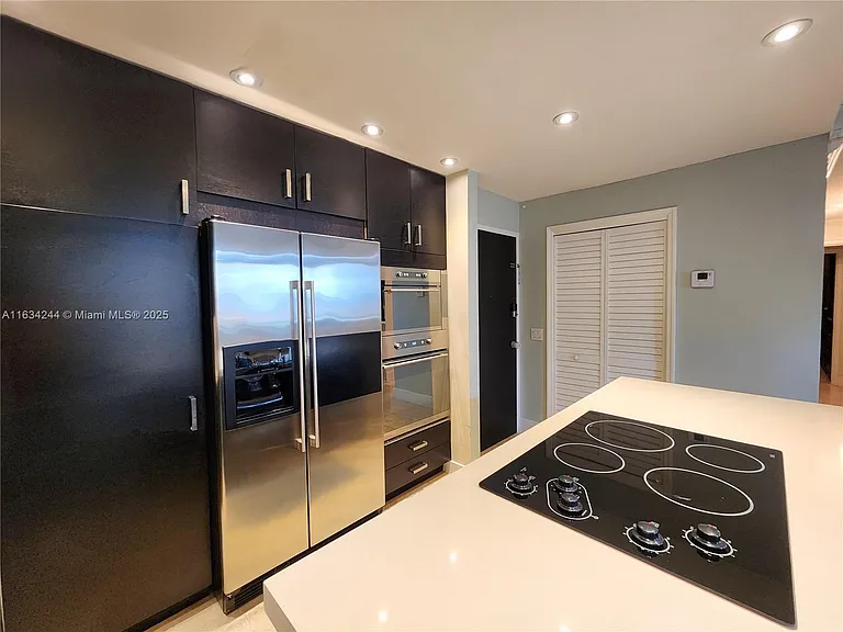 3505 S Ocean Dr #1409 — Photo 7