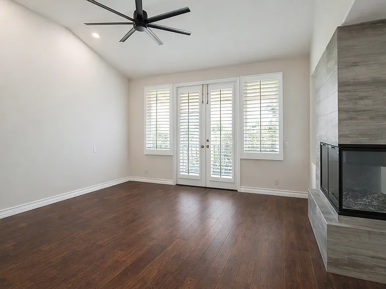 23287 Park Basilico — Photo 37