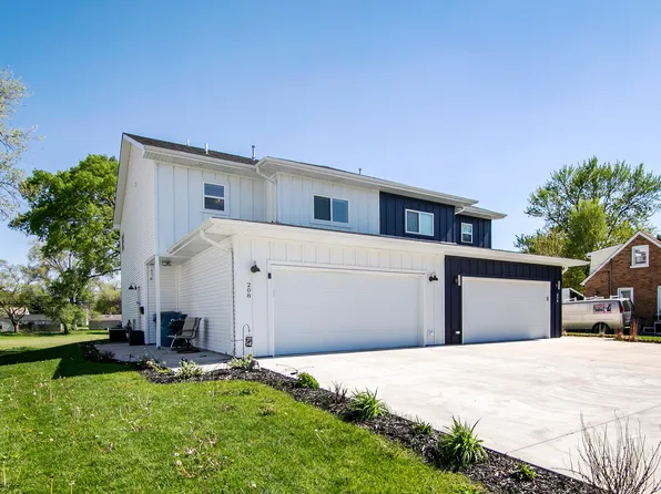 208 W River St, Bourbonnais, IL 60914