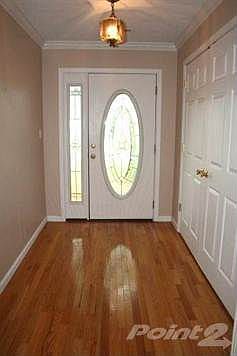 5th image of 1343 Yorkshire Dr