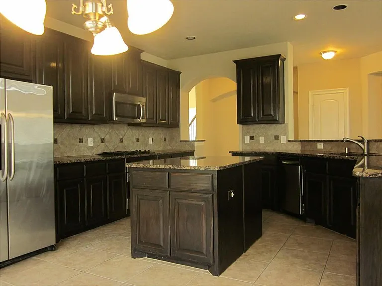 13951 Veranda Ct — Photo 9