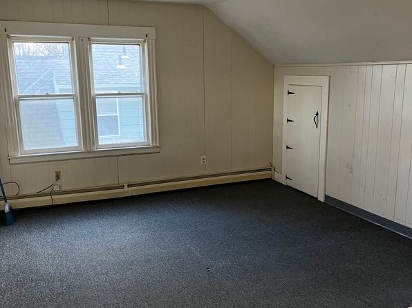 156 Oak St #2