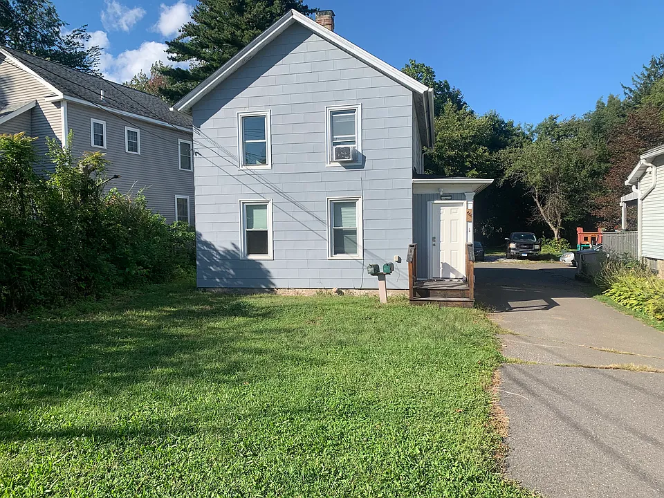 466 Broad St #1