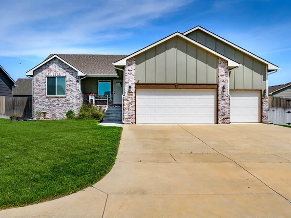 924 N Oak Ridge Ave, Goddard, KS 67052