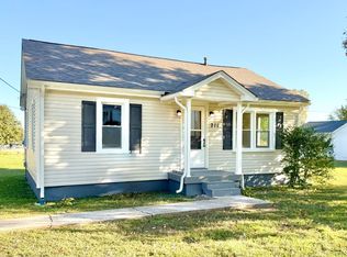 211 Sanderson Dr, Hopkinsville, KY 42240