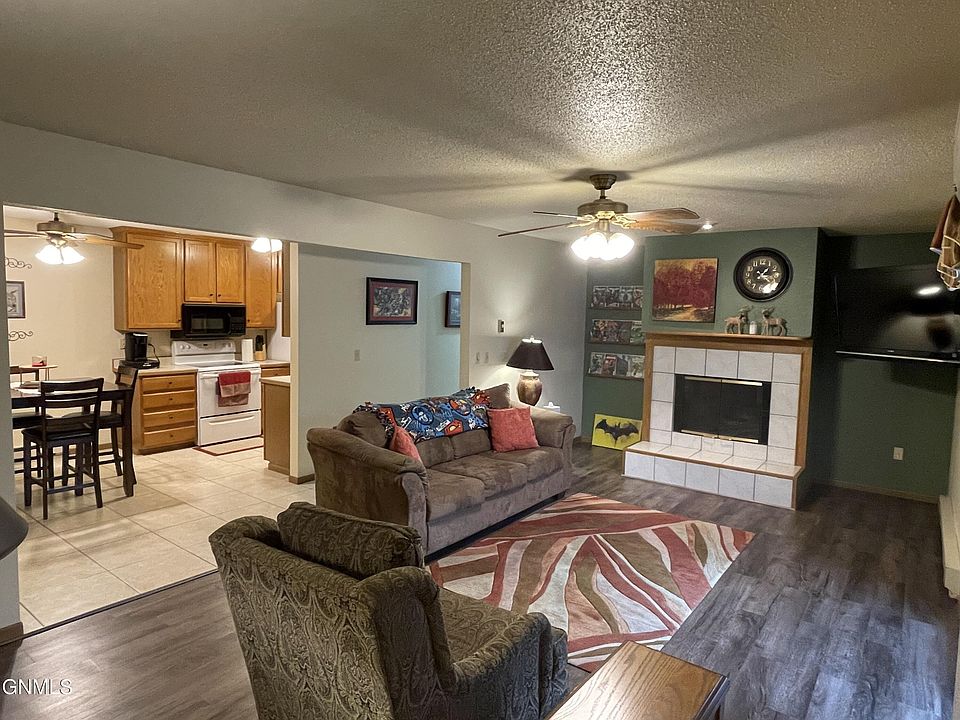 2108 E Dakota Pkwy APT 201, Williston, ND 58801 Zillow