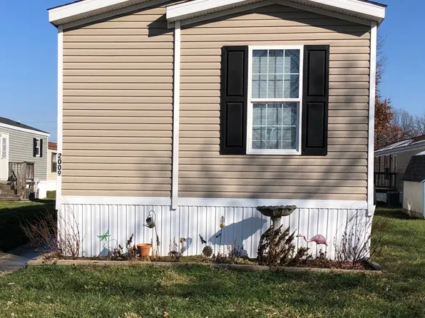 2009 Meyer St, Greenwood, IN 46143