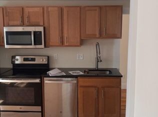 153 Franklin St #2R, Framingham, MA 01702