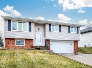 1316 W Kingsway Dr, Peoria, IL 61614