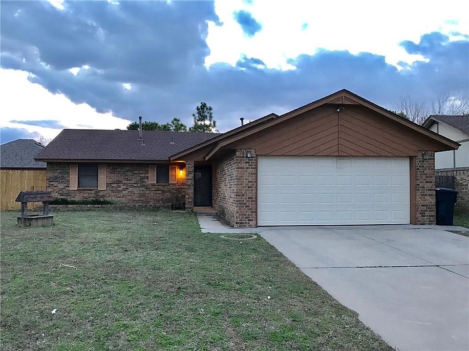 1st image of 13233 Moccasin Ln