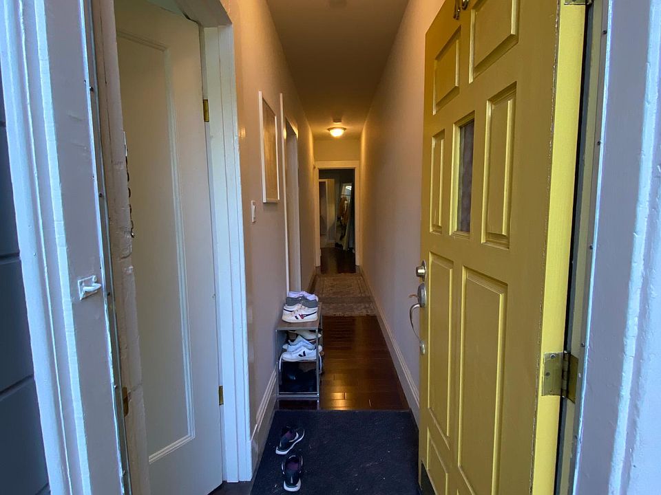 1st image of 488 1/2 Grove St