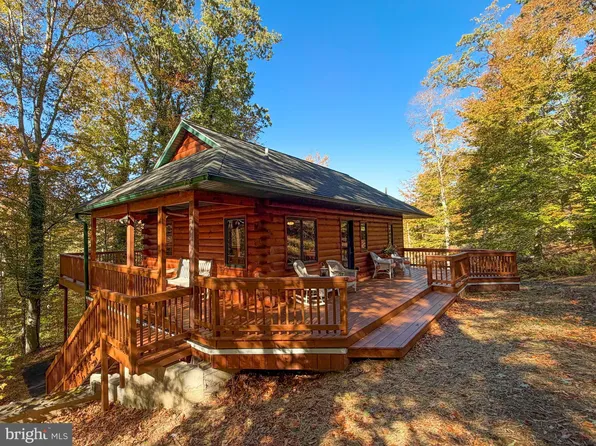 571 Mount Alverno Rd, Media, PA 19063