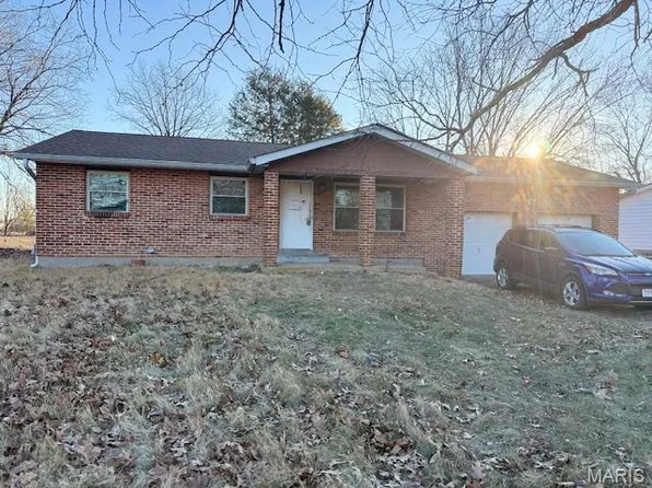 7334 Terri Robyn Dr, Saint Louis, MO 63129