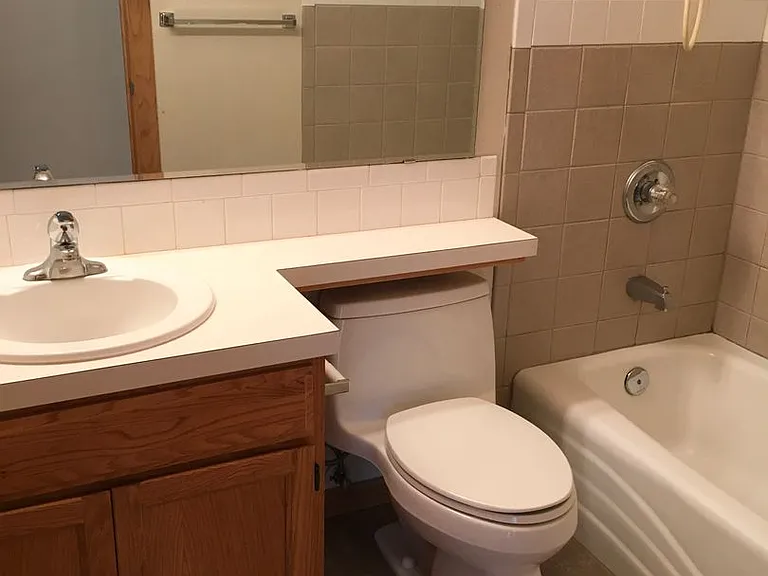 3103 Summit Ct — Photo 1