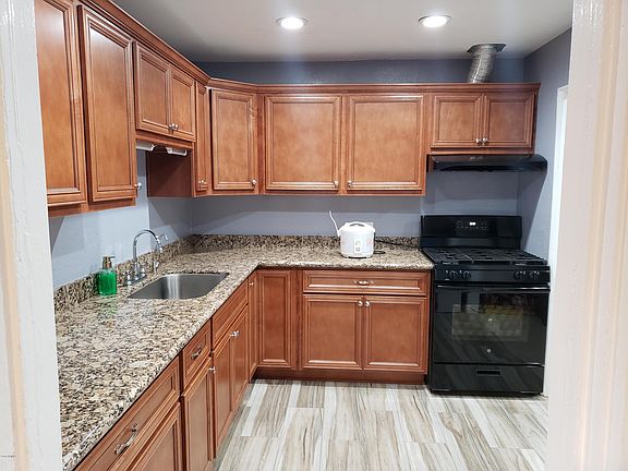 5th image of 2747 W Heatherbrae Dr