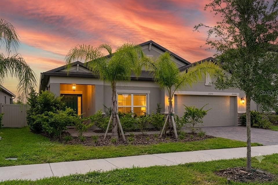 1st image of 2952 Marine Grass Dr