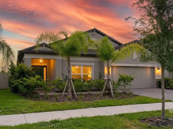 2952 Marine Grass Dr, Wimauma, FL 33598