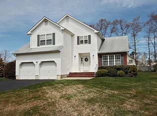 9 Michelle Ln, Bayville, NJ 08721