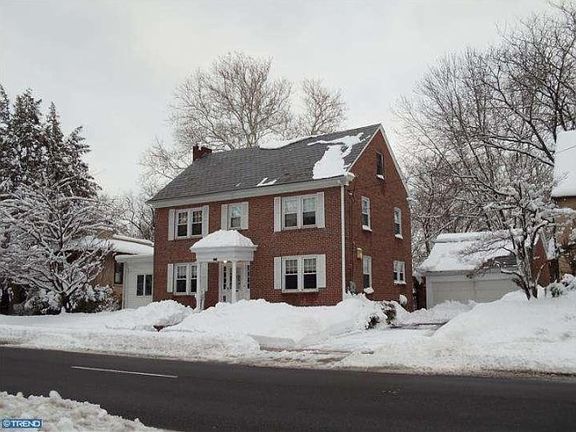 2nd image of 403 Sanhican Dr
