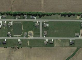 1943 Sophia Ln, Seymour, IN 47274