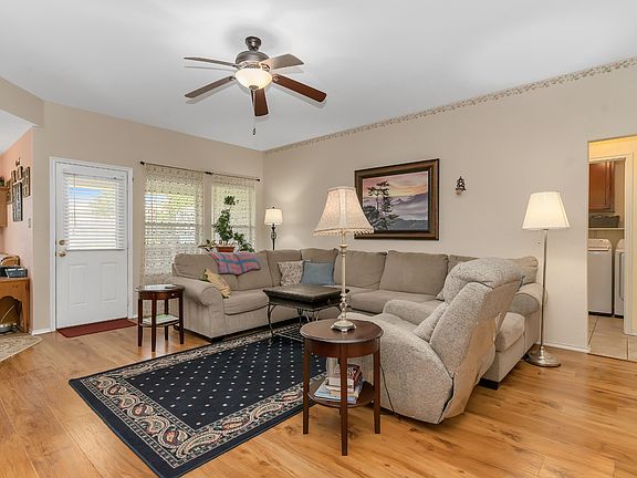 4th image of 601 Westmeadow Dr