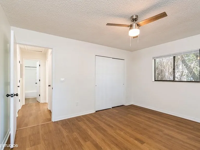 2522 NW 4th Ter #2522 — Photo 14