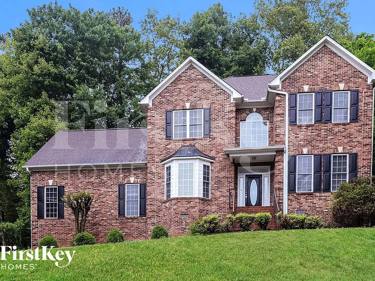 3212 Morris Farm Dr — Photo 1