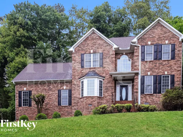 3212 Morris Farm Dr, Jamestown, NC 27282