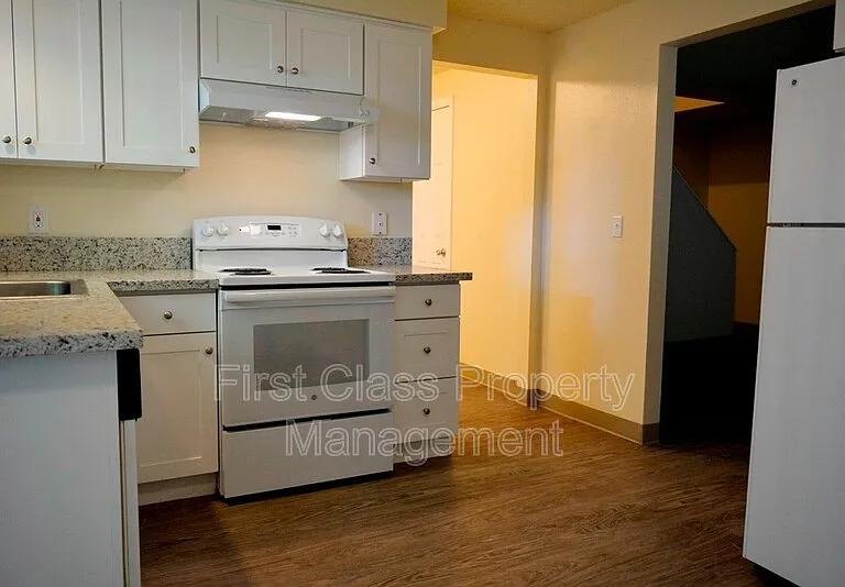 1673 Dollar St — Photo 18