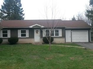 129 Rembrandt Dr, Lancaster, PA 17603
