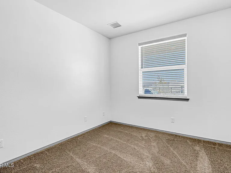 1657 Asbury St — Photo 38