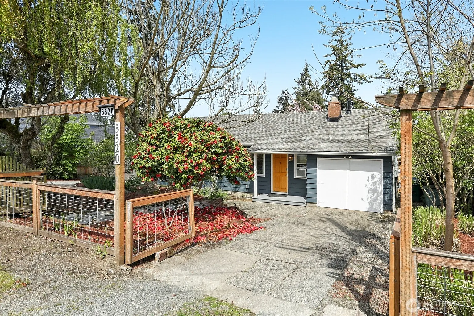 5520 S Leo Street photo 1