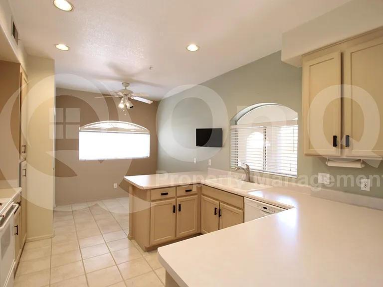 8653 E Royal Palm Rd #2027 — Photo 7