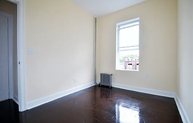 Rented by CITY SKYLINE REALTY INC | media 20