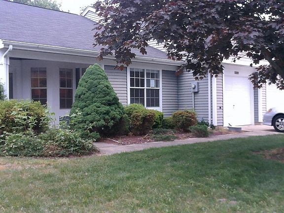 2nd image of 1150A Thornbury Ln