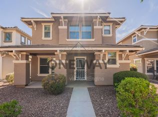 1057 S Deerfield Ln, Gilbert, AZ 85296
