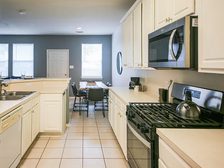 6 Scenic Brook Ct — Photo 8