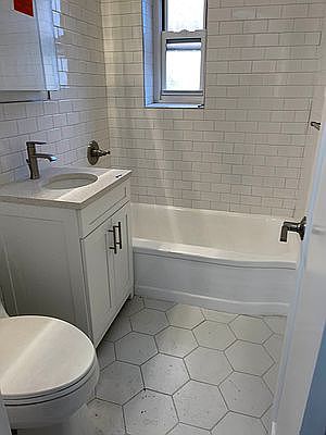4th image of 82-05 134th St #5L