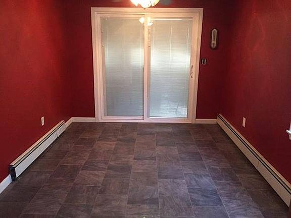 4th image of 3 Richardson Dr #A