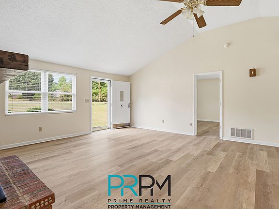 5th image of 5 Parkstone Ct